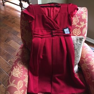 STUNNING NANETTE LEPORE ruby red cocktail dress