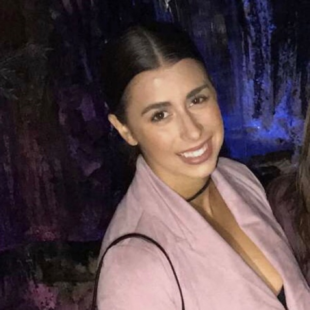 Meet your Posher, Carina