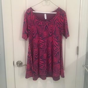 LuLaRoe hot pink/blue longer top, short sleeves