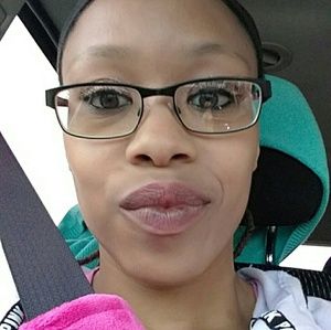 Meet your Posher, Aarika