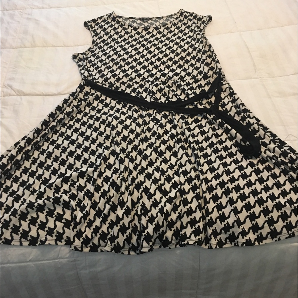 Black and white dress