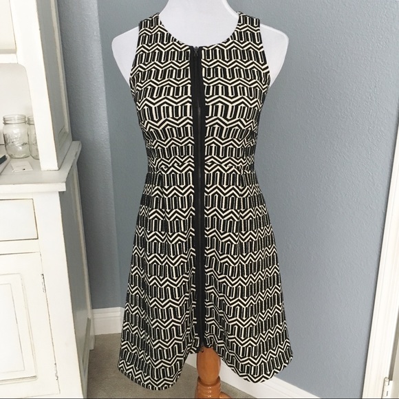 Anthropologie Dresses & Skirts - Leifsdottir👗Fit & Flare Sleeveless Abstract Dress