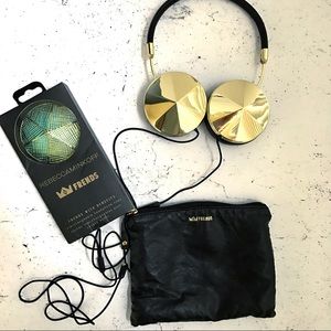 ✨ FRENDS Rebecca Minkoff Headphones ✨