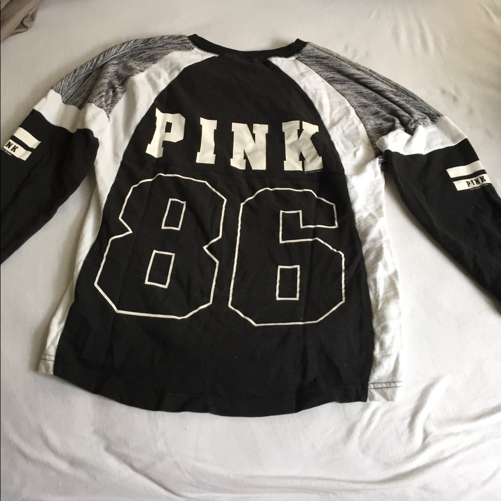 V neck pullover top/sweater