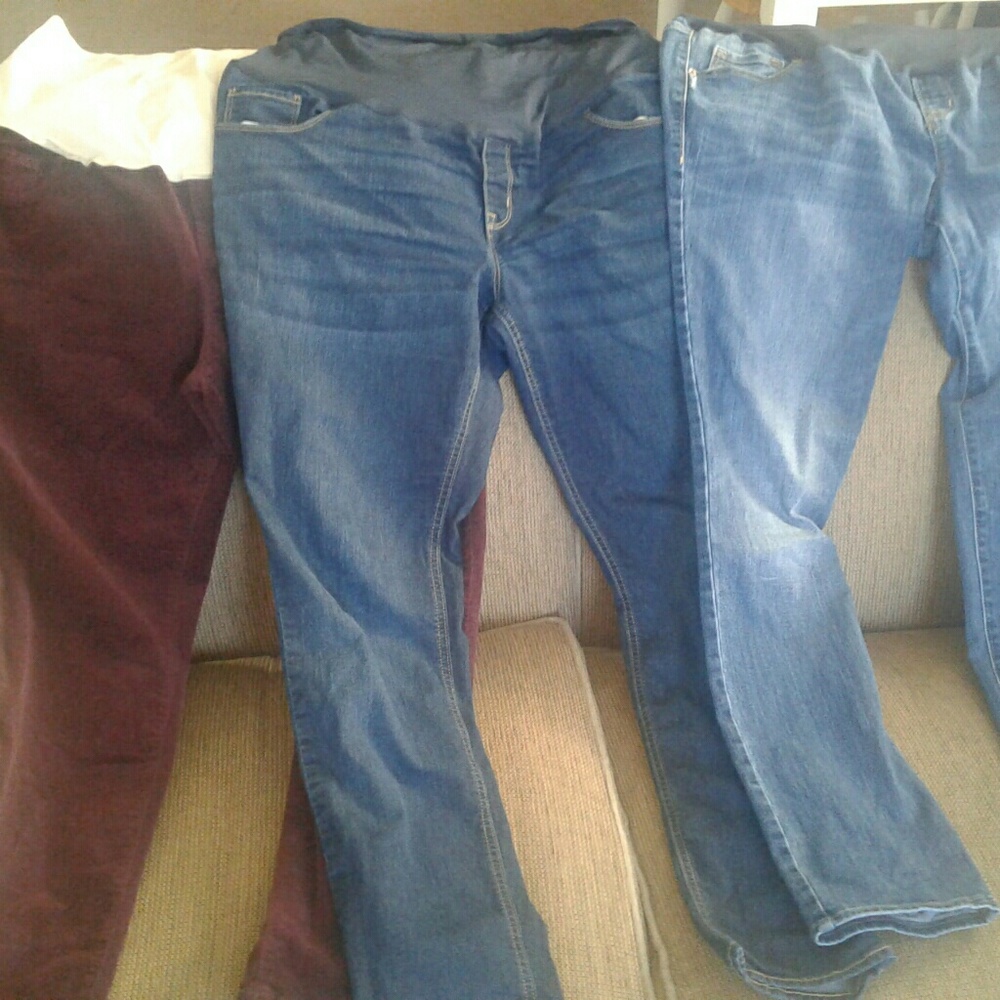 Lot of 3 Old Navy Skinny maternity jeans