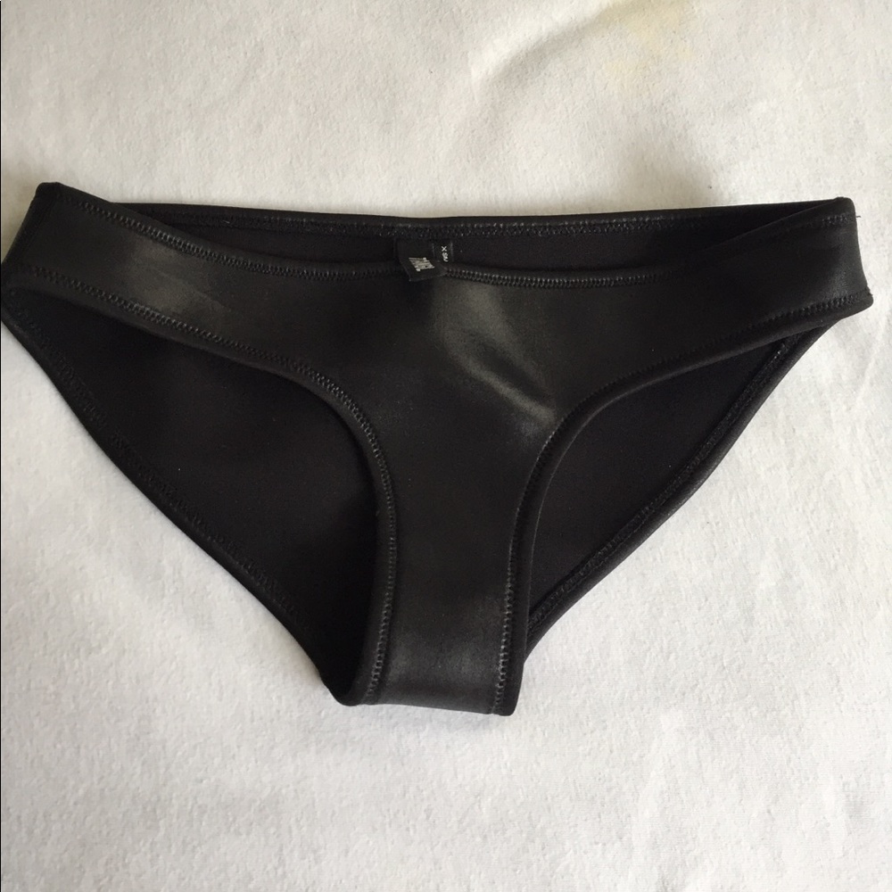 Triangl leather bikini bottom