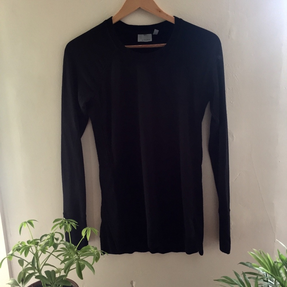Athleta supersoft long sleeve top with thumb holes