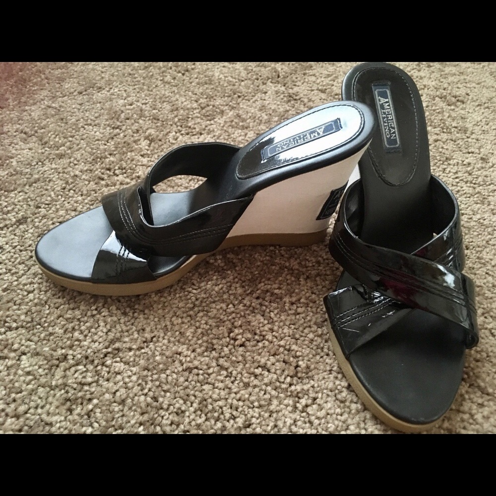 American Living Slip-on Wedge