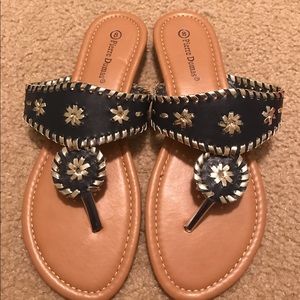 Pierre Dumas sandals