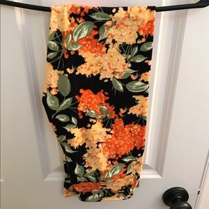 New LuLaRoe OS leggings.