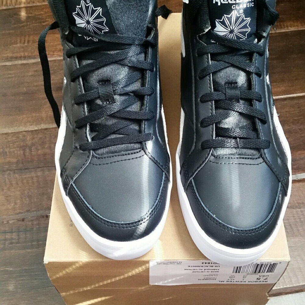 Reebok Kewtee Women's High-Top Sneakers