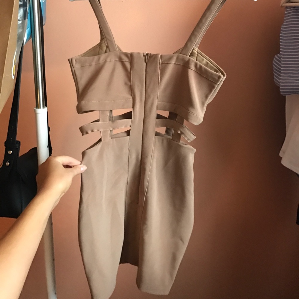 Tobi Dress XS - Picture 3 of 3