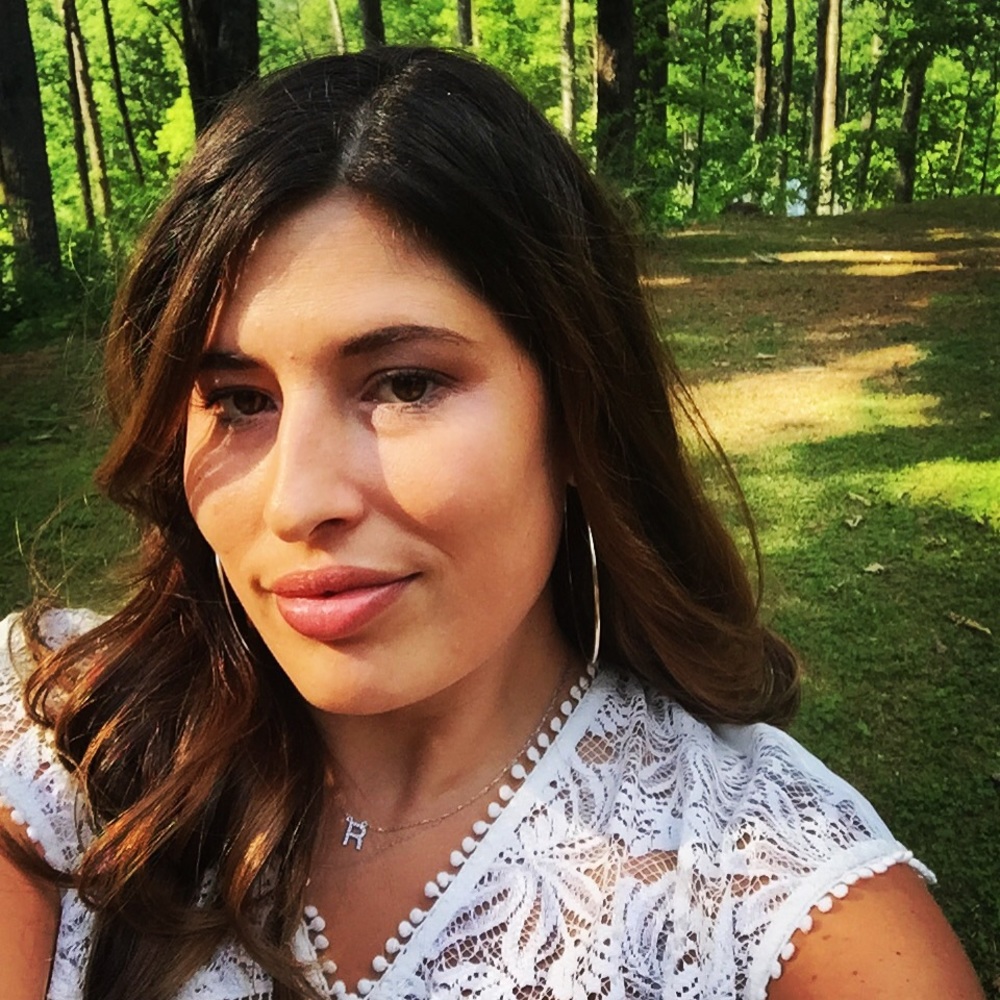 Meet your Posher, Michelle - Picture 1 of 1