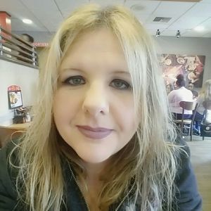 Meet your Posher, Angie