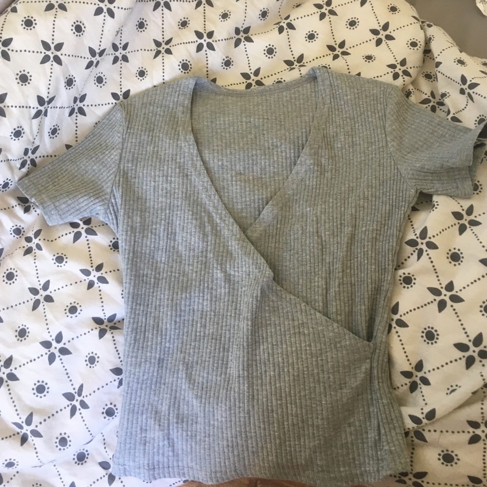 Grey crop top