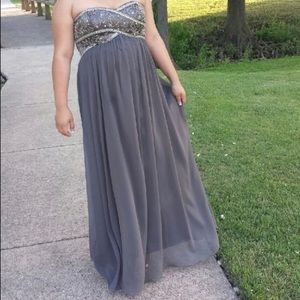 Grey david's bridal's prom dress