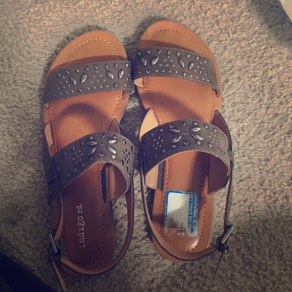 Sandals - Picture 2 of 2