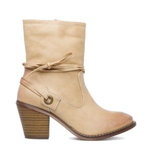 Beige Ankle Boots!