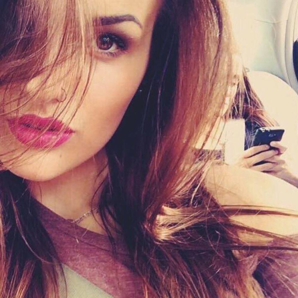 Meet your Posher, Rebecca