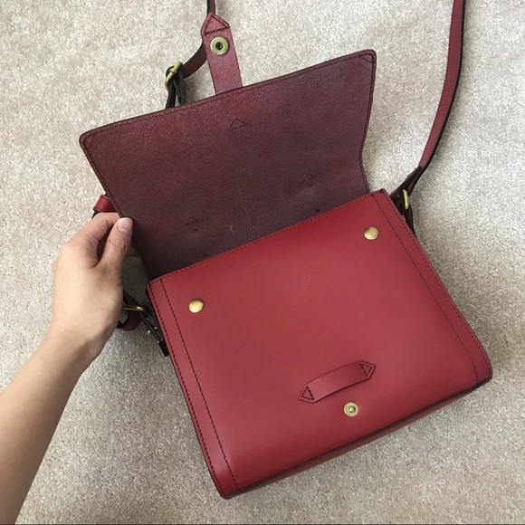 lIIBeCa Hudson Street Crossbody - Picture 6 of 8