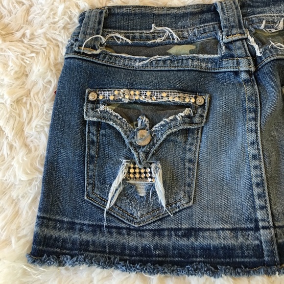 Miss Me Dresses & Skirts - Miss Me Size Small Distressed Jean Skirt