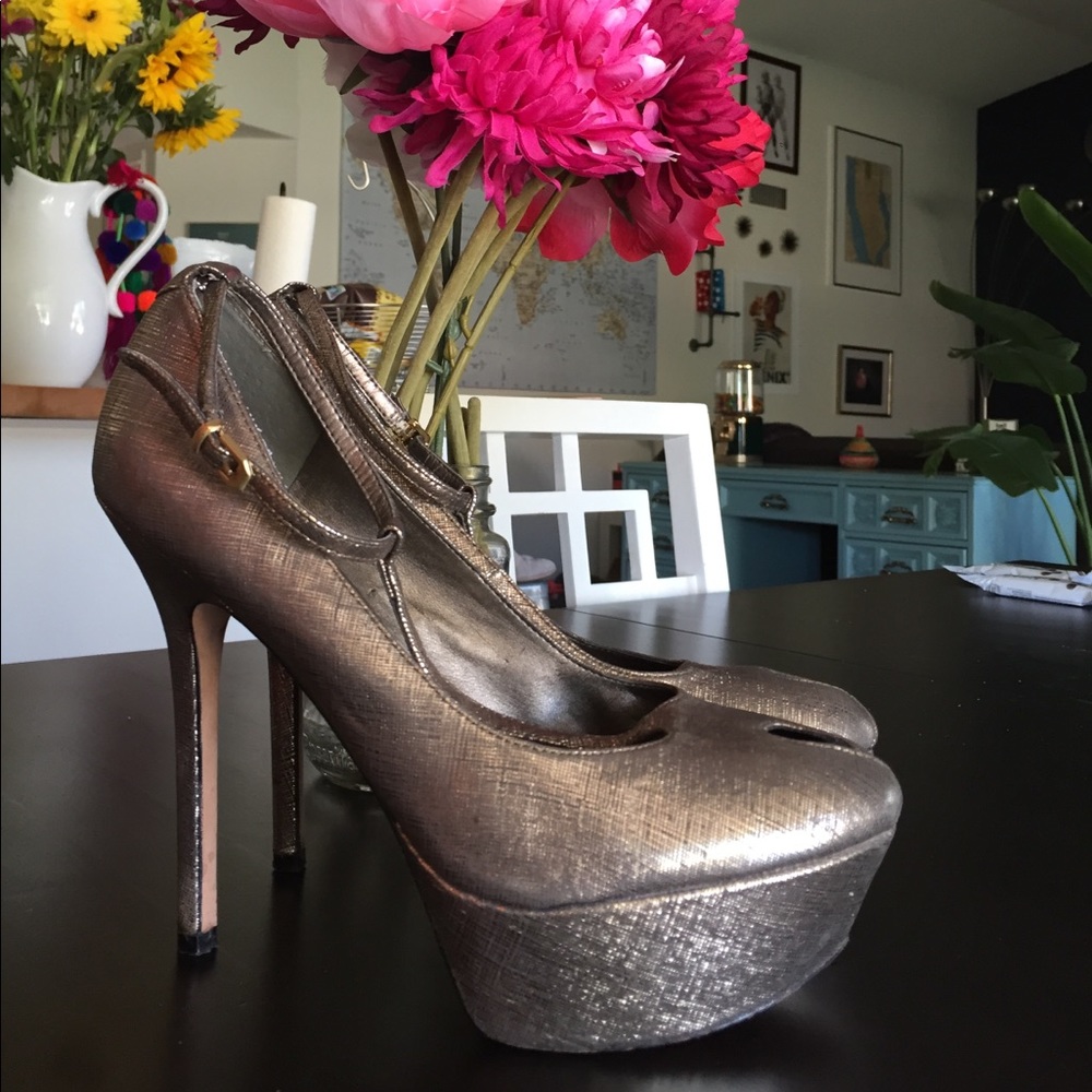 Sam Edelman T-strap Platform Pumps
