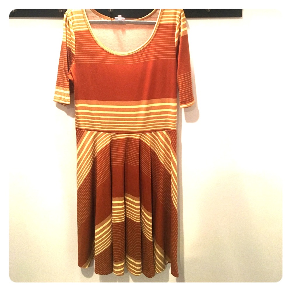 Lularoe Nicole Dress
