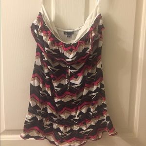 Gap strapless top