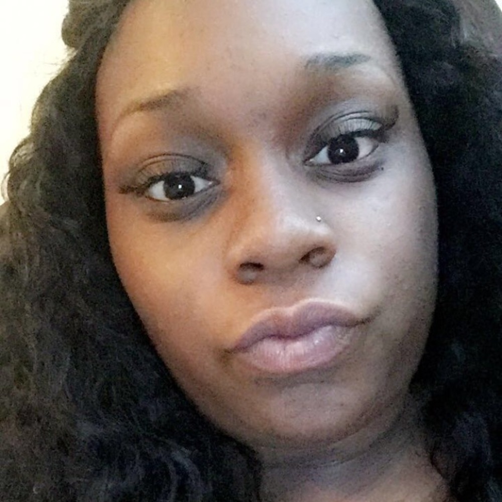 Meet your Posher, Arielle