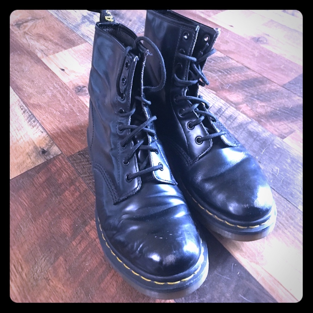 Black leather dr. Martens
