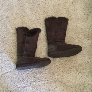 Gently used ugg boots