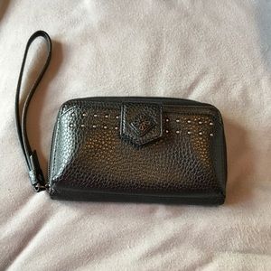 Vera Wang wristlet