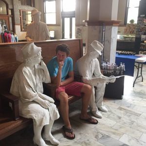 Meet your Posher, Robert