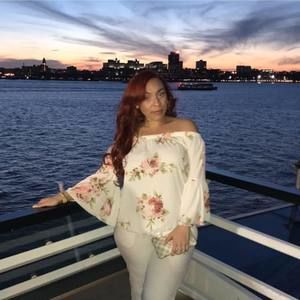 Meet your Posher, Yasmili