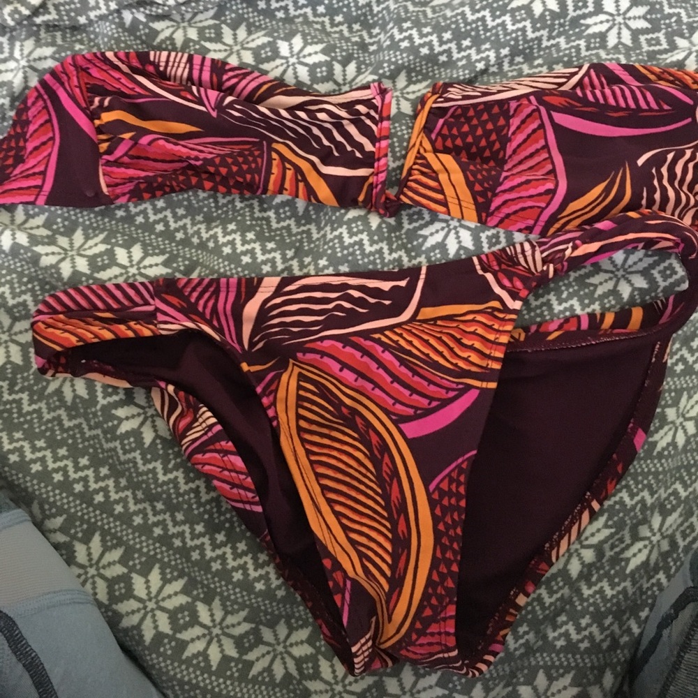 Old navy bathing suit