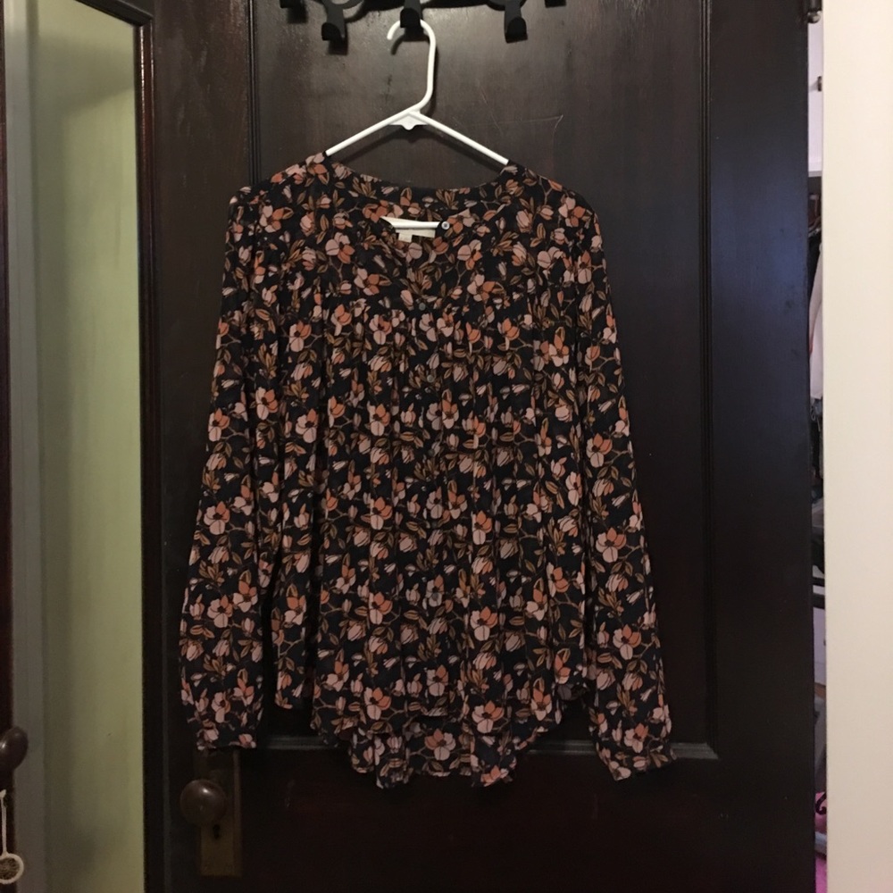 Loft chiffon blouse, black floral, loose fit!