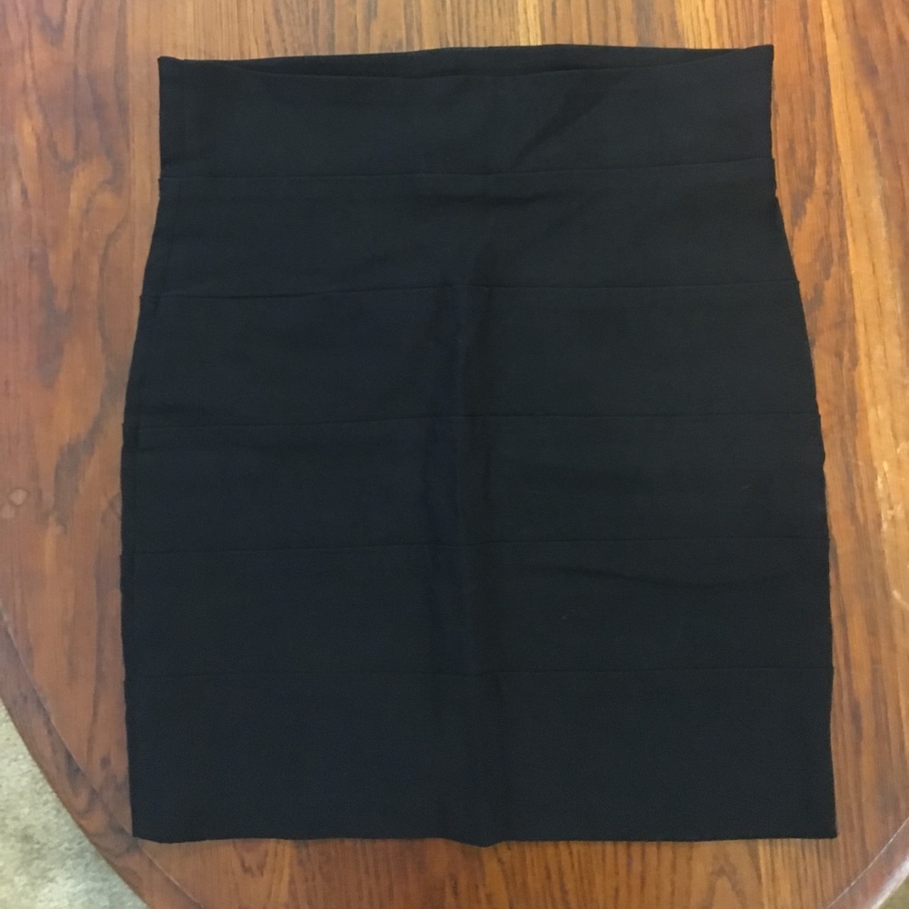 Charlotte Russe black pencil skirt