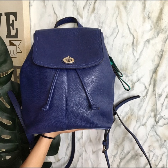 Coach Handbags - 🌼Perfect summary Coach Leather backpack 🎒