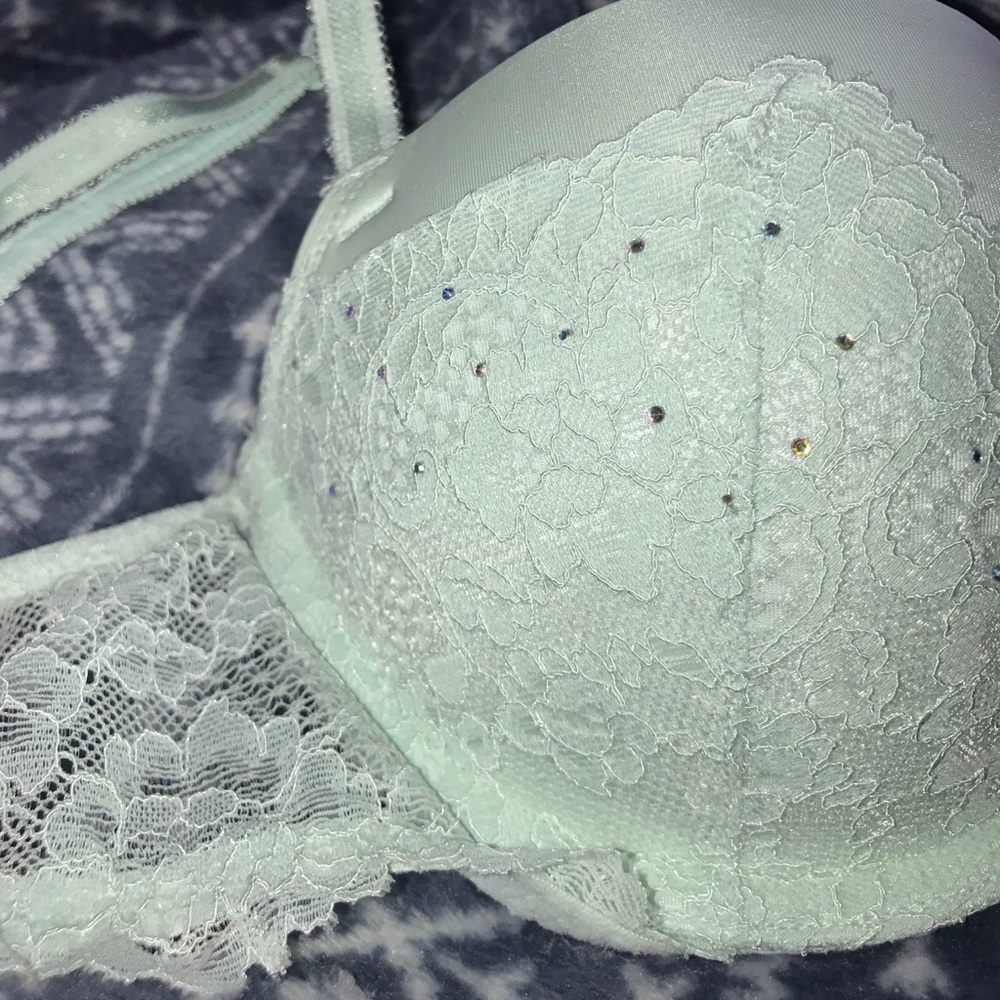 Victoria's Secret push-up bra