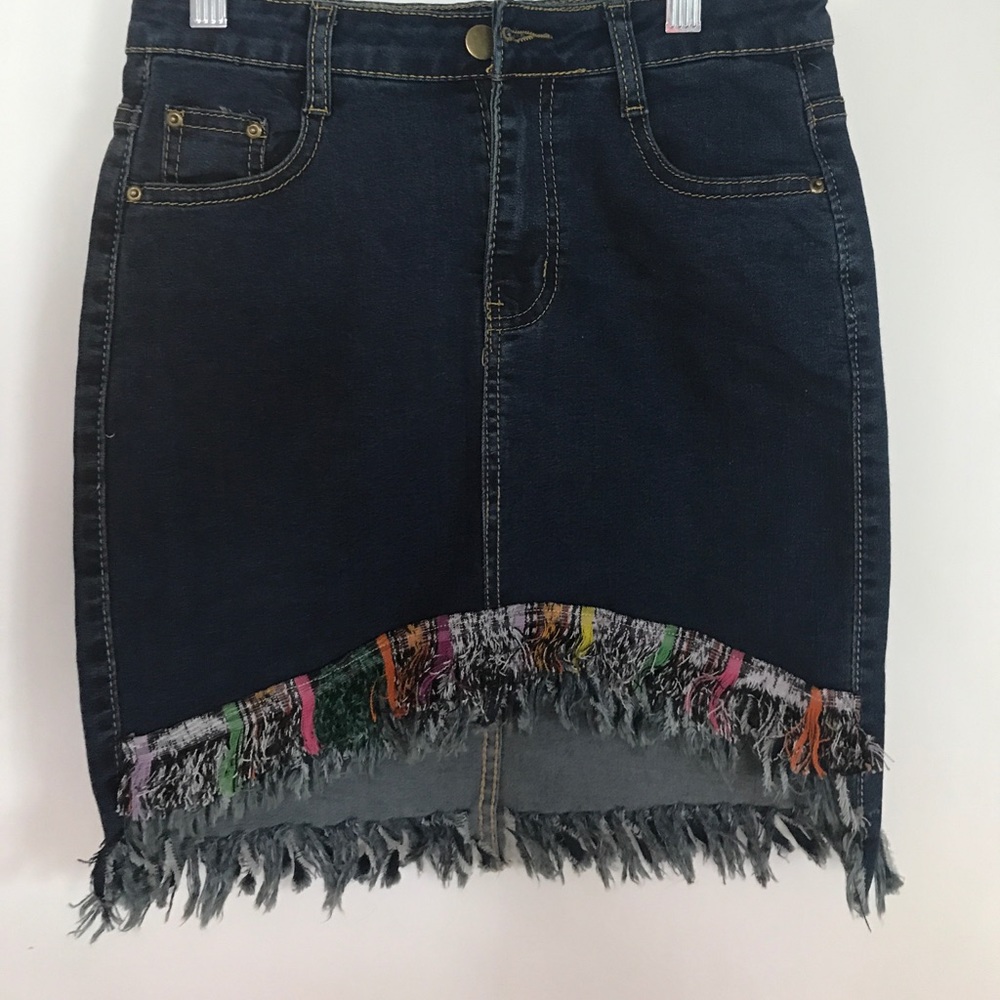 Fringe mini skirt