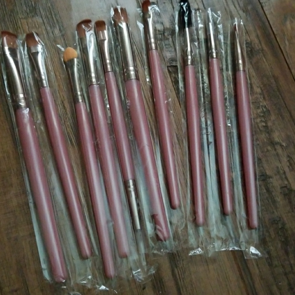 10 piece makeup brushes