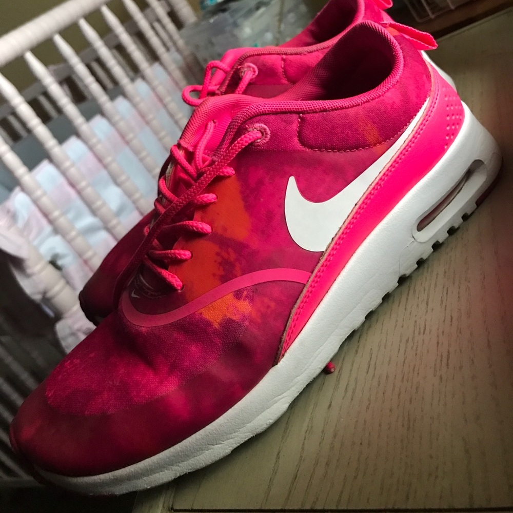 Nike Air Max Thea Women's 7.5