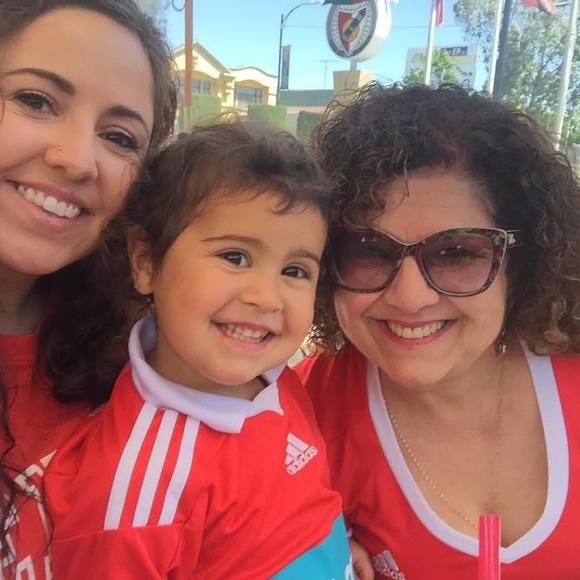 Meet your Posher, Christine - Picture 1 of 1