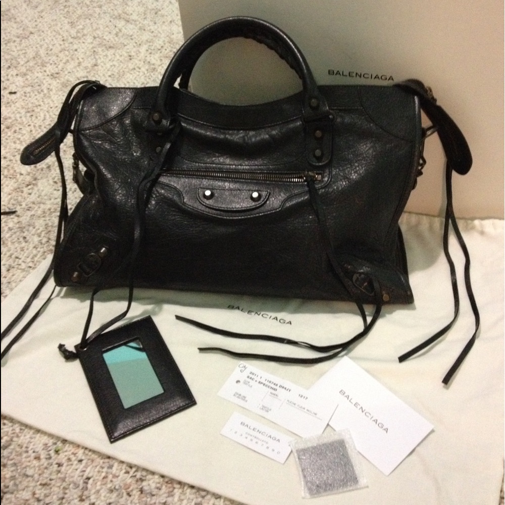🚫SOLD🚫💯% authentic Balenciaga Classic City Bag