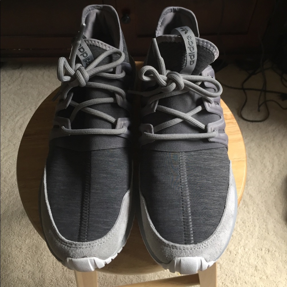 Adidas Tubular Radial || Grey