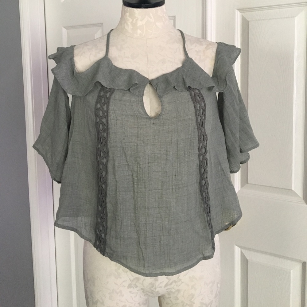 Lush Cold Shoulder Ruffle Top - Picture 3 of 5