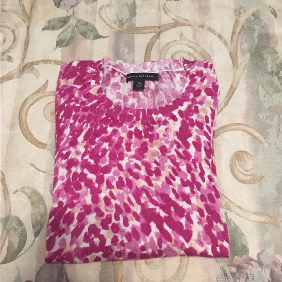 Banana Republic Sweater - Picture 1 of 1