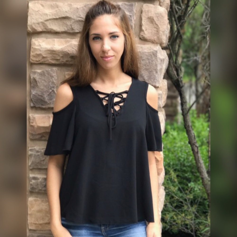 Carmen Cold Shoulder Lace Up Blouse - Picture 3 of 4