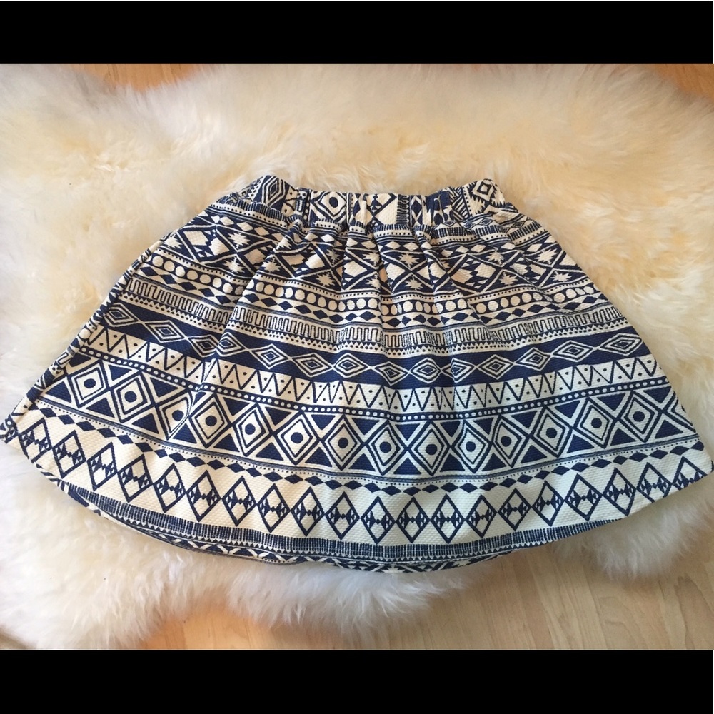 🌟HP🌟Atmosphere Blue Geometric Print Skirt Size 6