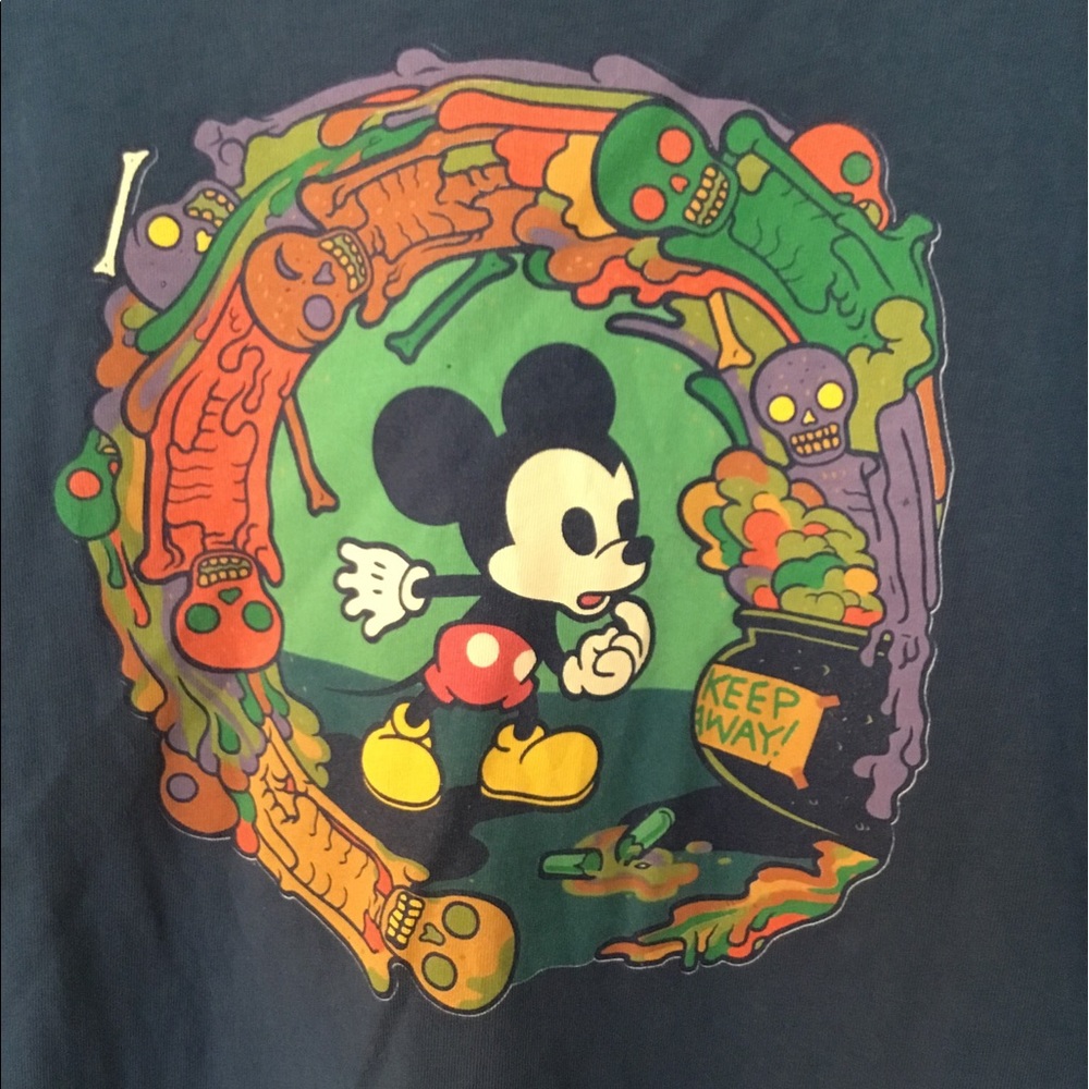 Disney WonderGround Gallery Mickey Mouse Graphic T
